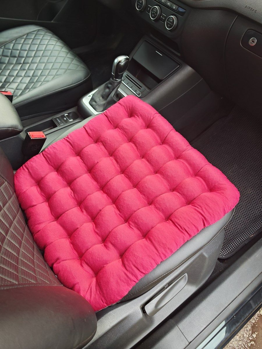 снимок Подушка автомобильная на сиденье "АВТО-БИО" бордовая 50*45 от магазина BIO-TEXTILES ОПТ