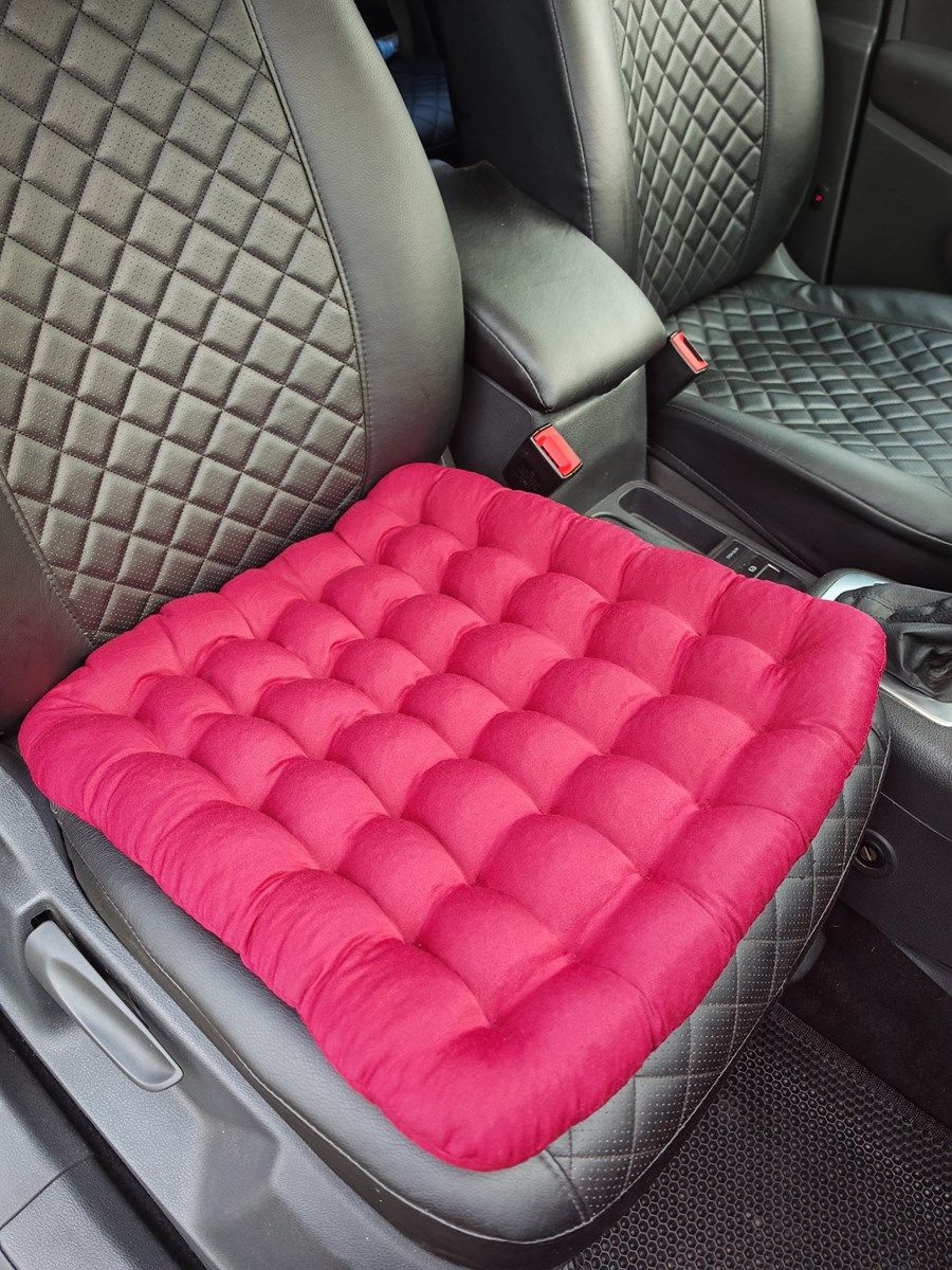 снимок Подушка автомобильная на сиденье "АВТО-БИО" бордовая 50*45 от магазина BIO-TEXTILES ОПТ