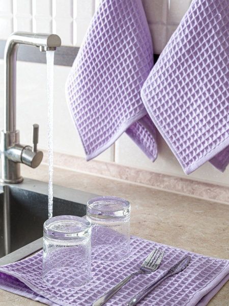 Полотенце вафельное сиреневое