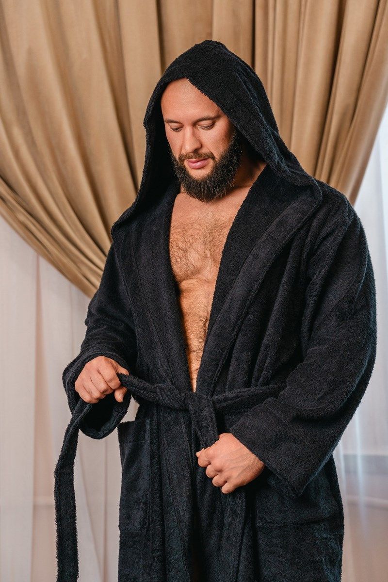 снимок Халат махровый с капюшоном, чёрный от магазина BIO-TEXTILES ОПТ